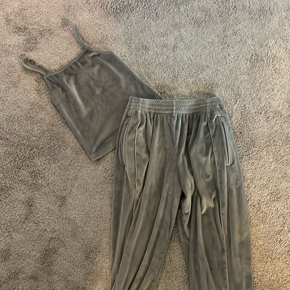 SKIMS velour tracksuit - grey/silver